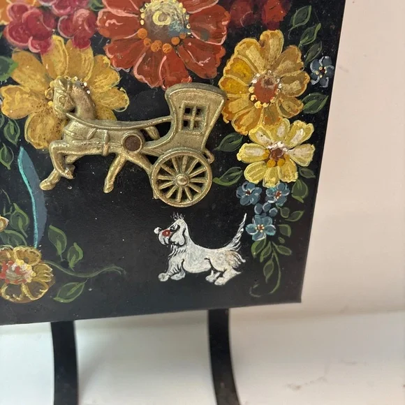 Beautiful Vintage Outside Metal Mailbox Hand Painted with horse and carriage - Picture 7 of 7